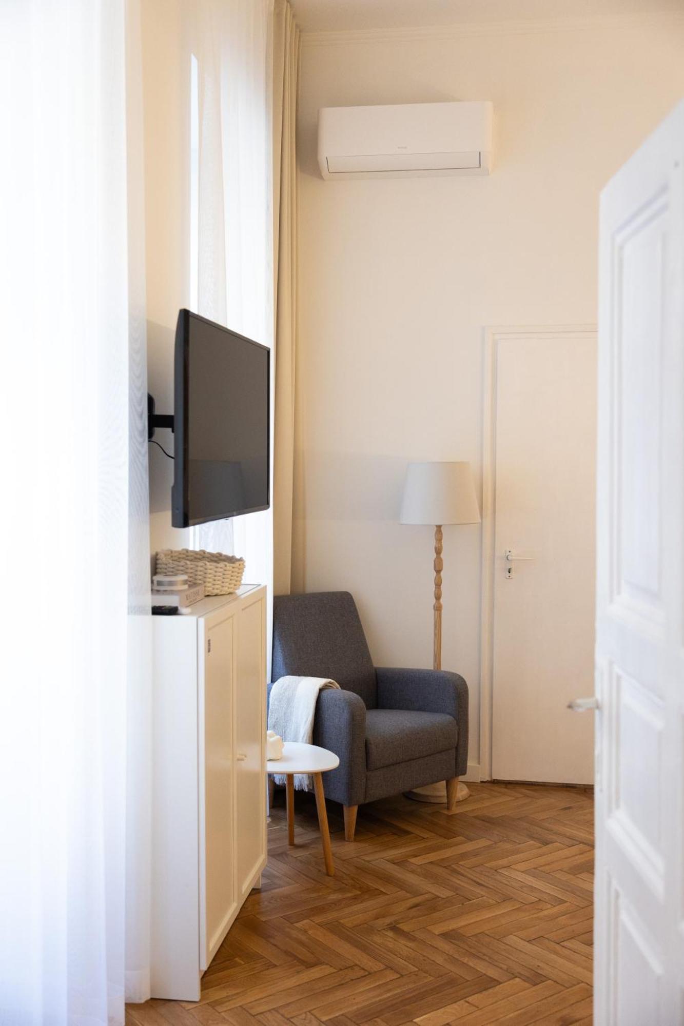 Cozy Apartment In Budapest Bagian luar foto
